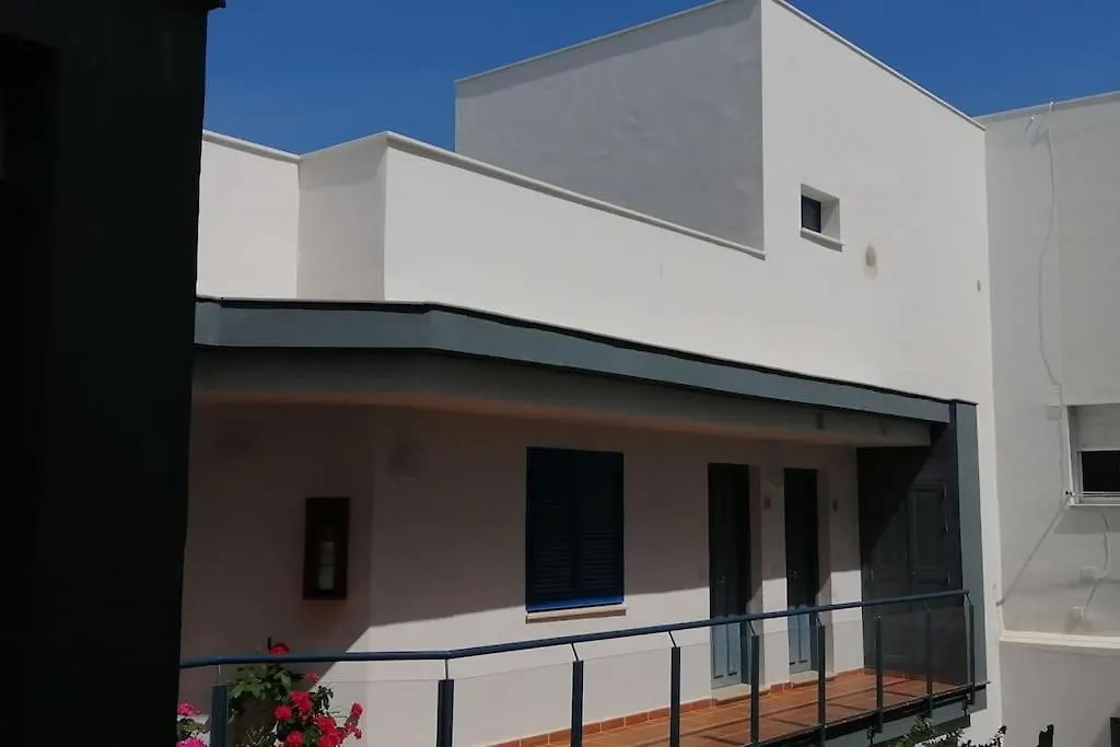 Apartamento Duplex Con Encanto A 200M De La Playa Tarifa Appartamento